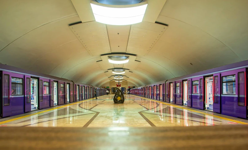Məktəblərin açılması ilə bağlı metro stansiyalarına nəzarət gücləndirilib