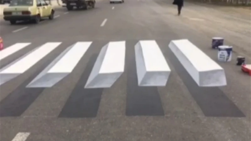 Azərbaycanda 3D piyada keçidi yaradılıb
