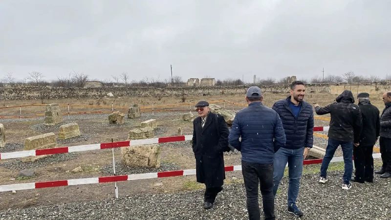 Xarici jurnalistlər Füzuli, Şuşa və Ağdama səfər ediblər