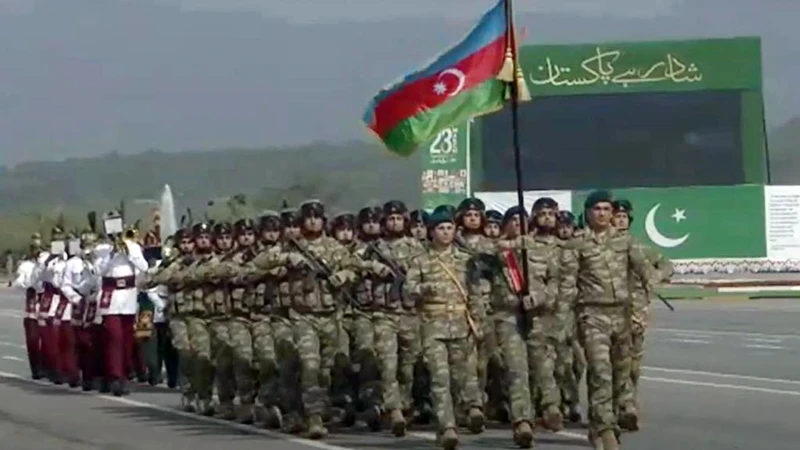 Azərbaycan hərbçiləri Pakistanda hərbi paradda iştirak ediblər