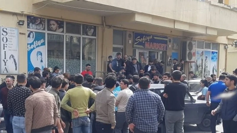Bakıda gənc qız eyvandan özünü ataraq intihara cəhd edib