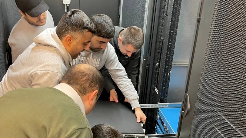İlk dövlət qurumu “AZCLOUD” Data Mərkəzinə tam miqrasiya edib