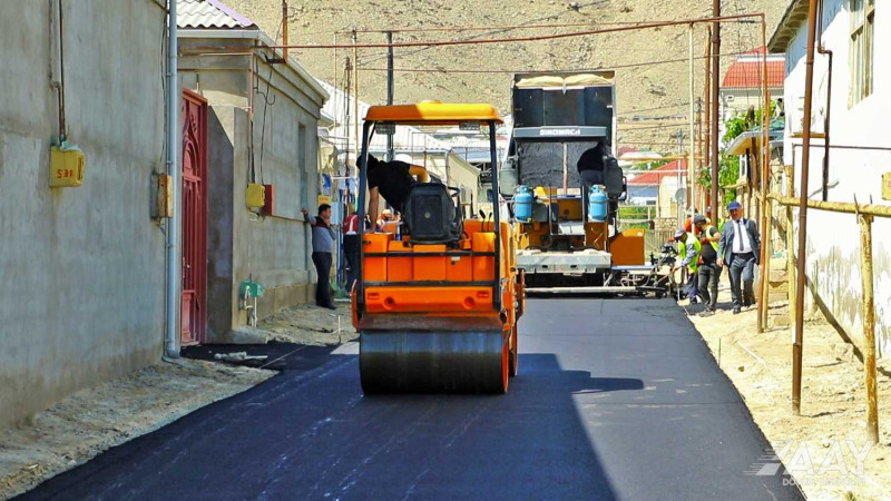 Lökbatan qəsəbəsində yol yenidən qurulur