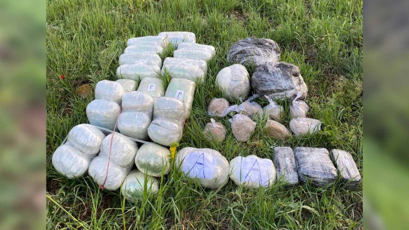 İran-Azərbaycan sərhədi: qaçaqmalçılardan 107 kiloqrama yaxın narkotik götürülüb