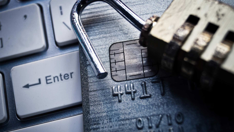 DİN bank kartlarından oğurluqlarla bağlı növbəti dəfə əhaliyə çağırış edib