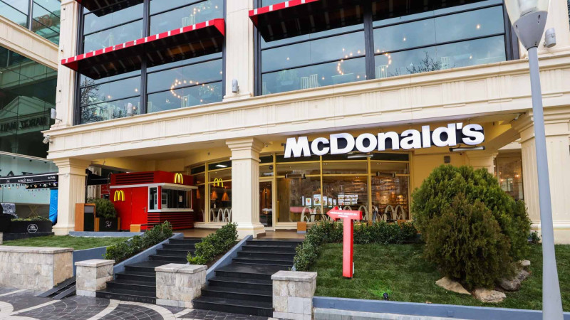 McDonald’s Azərbaycan işə düzəlməkdə çətinlik çəkən şəxslər üçün layihələr həyata keçirəcək
