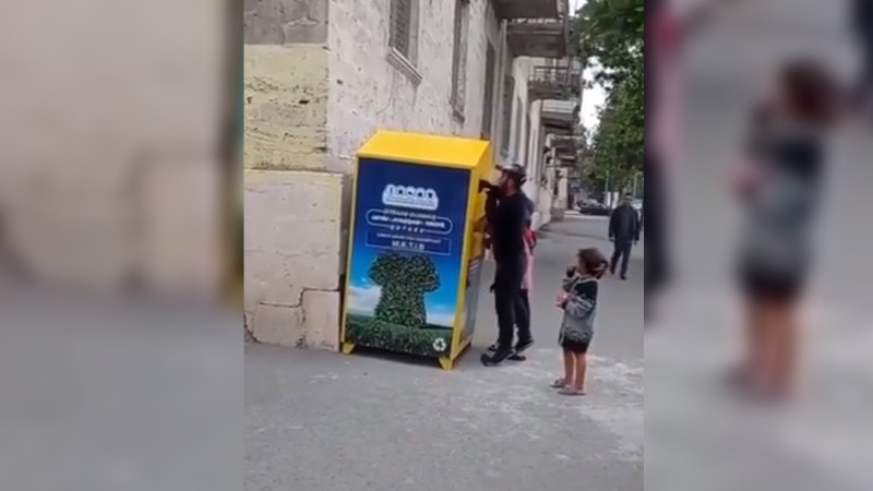 Gəncədə qaraçılar paltar qutusundan oğurluq etdilər