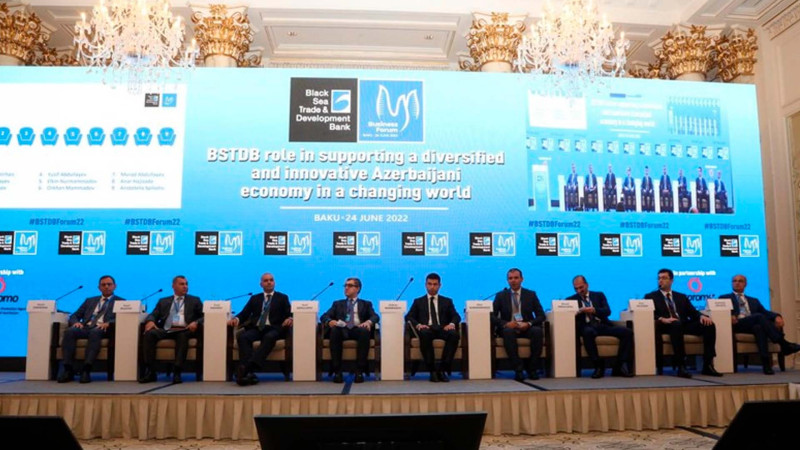 Bakıda Azərbaycan-QDTİB biznes forumu keçirilir