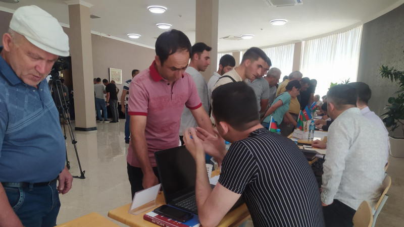 Qusarda əmək yarmarkası keçirilib