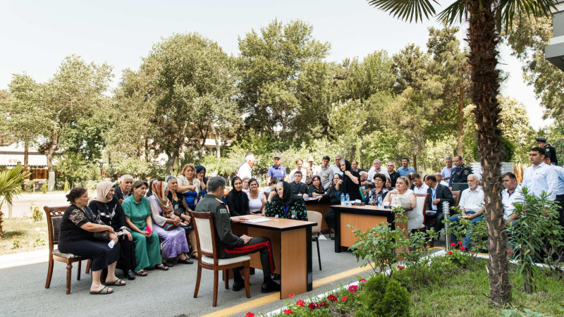 Daxili işlər naziri Vilayət Eyvazov Şirvanda vətəndaş qəbulu keçirib