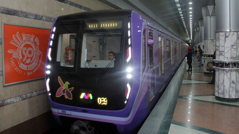 Yeni il gecəsi Bakı metrosu 1 saat çox işləyəcək