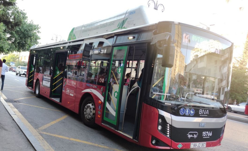 Bəzi küçələrdə bir sıra avtobusların hərəkəti qismən məhdudlaşdırılıb