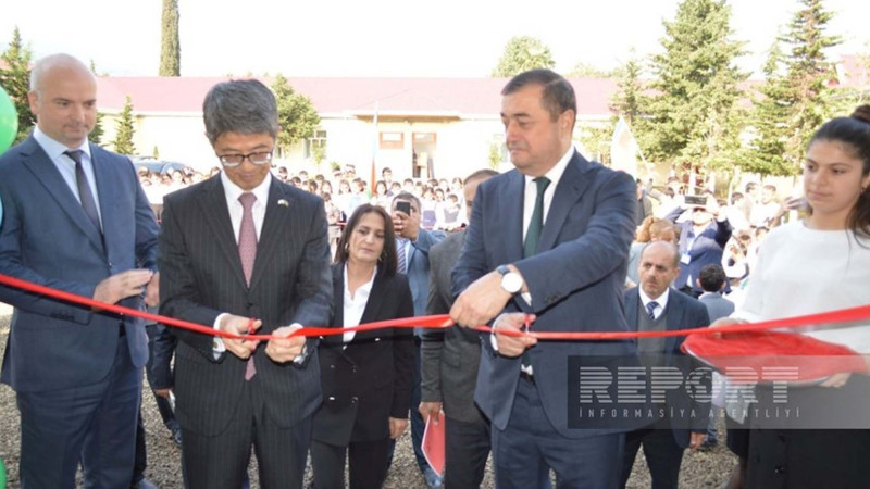 Yaponiya səfiri Astarada məktəb açılışında iştirak edib