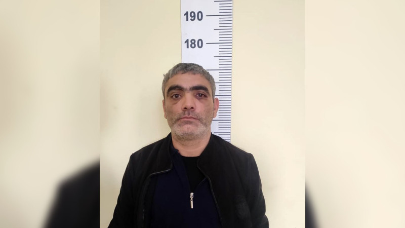 Həyətində külli miqdarda narkotik basdıran şəxs saxlanılıb