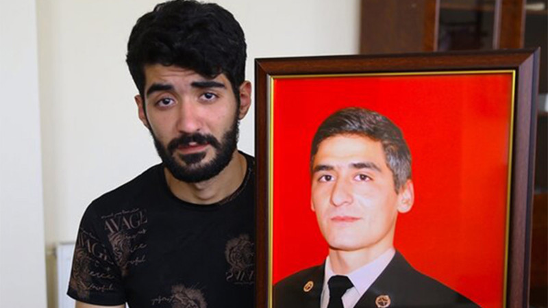 Bloger Hüseyn Həsənovun adından istifadə edərək şəhid qardaşı Sənanın kartındakı pulları oğurladılar