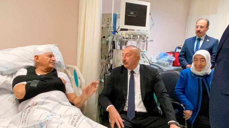 Prezident xəstəxanada Binəli Yıldırım, Şamil Ayrım və Oğuzhan Dəmirçiyə baş çəkib