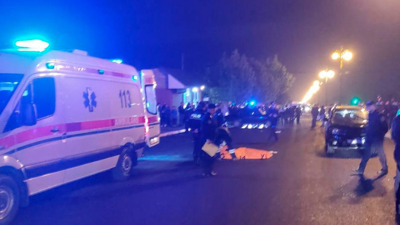 Şəkidə qadını avtomobil vuraraq öldürüb