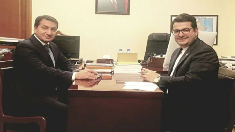 Hikmət Hacıyev İranın Azərbaycandakı səfiri ilə görüşüb