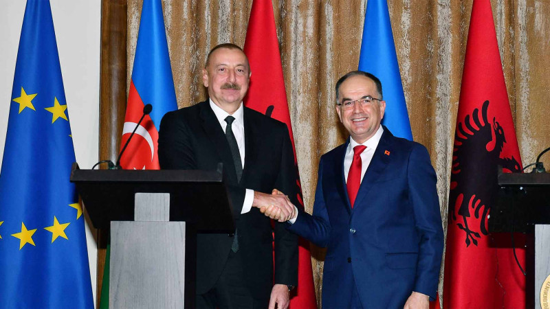 Azərbaycan və Albaniya prezidentləri mətbuata bəyanatlarla çıxış ediblər