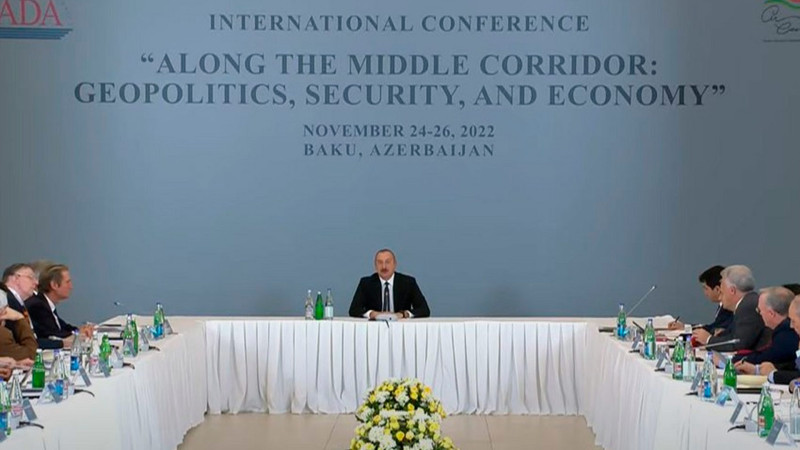 Prezident İlham Əliyev Bakıda keçirilən beynəlxalq tədbirdə iştirak edir