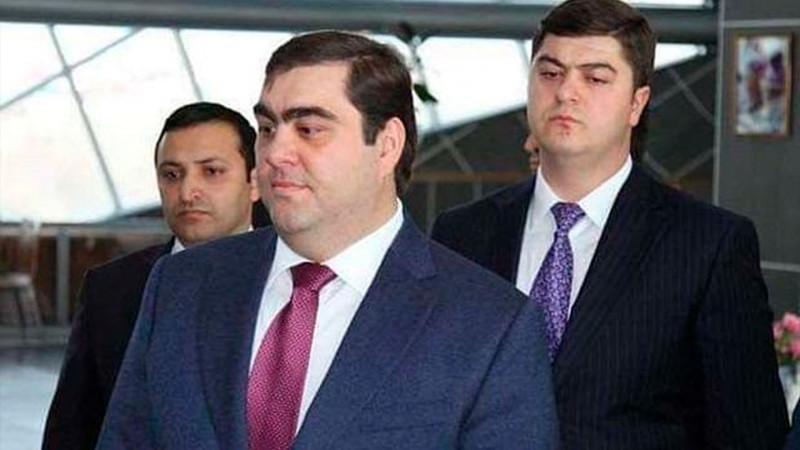 Vasif Talıbovun oğlu işdən çıxarılıb