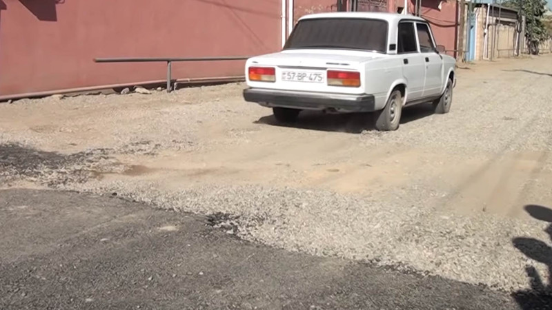 Tovuz sakinləri yolun asfaltlanmasının yarımçıq qalmasından narazıdırlar