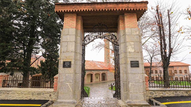 Şəki Xan məscidində tapılan qəbrin Şəki xanına məxsus olduğu təsdiqləndi