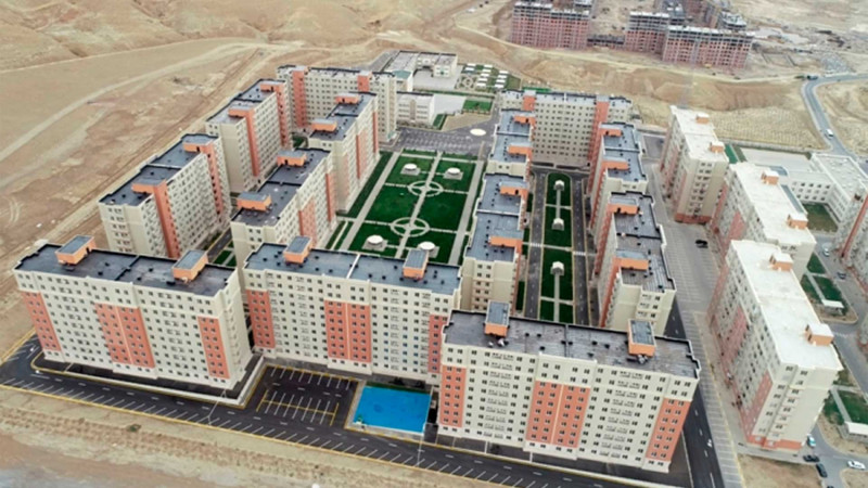 “Qobu Park-2” yaşayış kompleksində bina yanıb