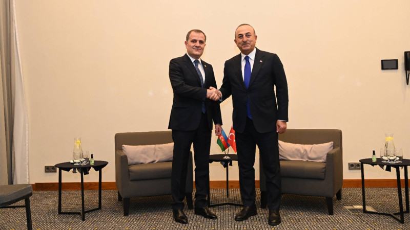 Ceyhun Bayramov Mövlud Çavuşoğlu ilə görüşüb