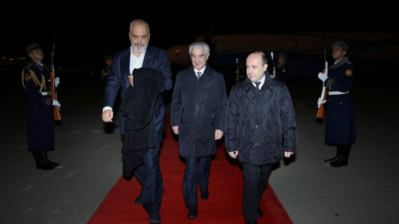 Albaniyanın Baş naziri Azərbaycana işgüzar səfərə gəlib