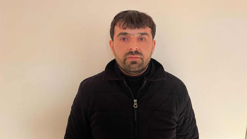 Qubada avtomobili narkotik vasitənin təsiri altında idarə edən şəxslə bağlı tədbir görülüb.