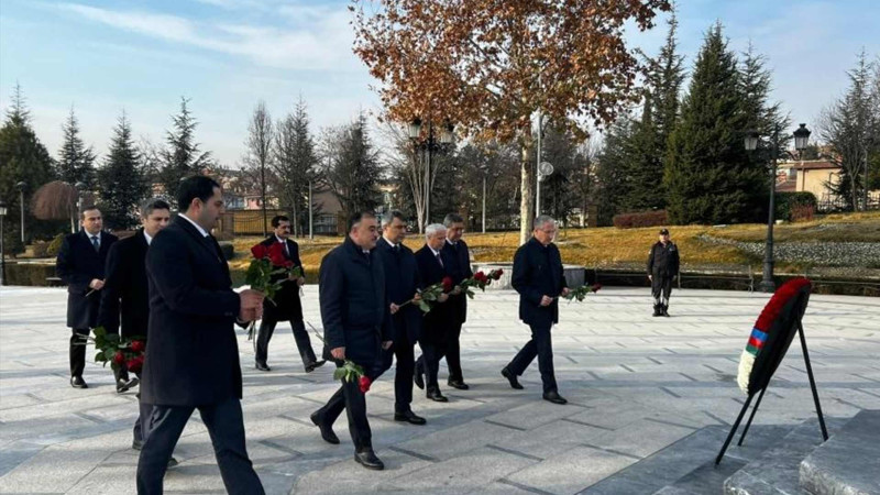 Baş nazirin müavini Türkiyədə səfərdədir