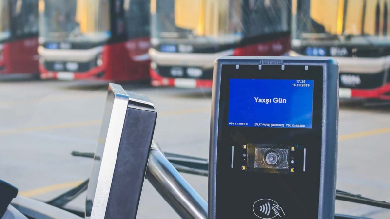İctimai nəqliyyatda nağdsız ödəniş qaydası tətbiq olunacaq
