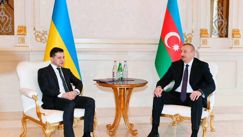 Prezident İlham Əliyev Volodimir Zelenskiyə başsağlığı verib