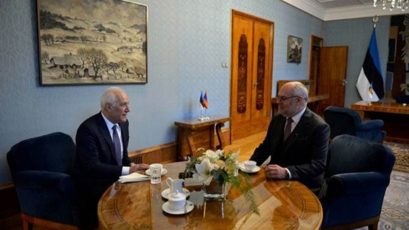 Estoniya Prezidenti Azərbaycan və Ermənistana çağırış edib
