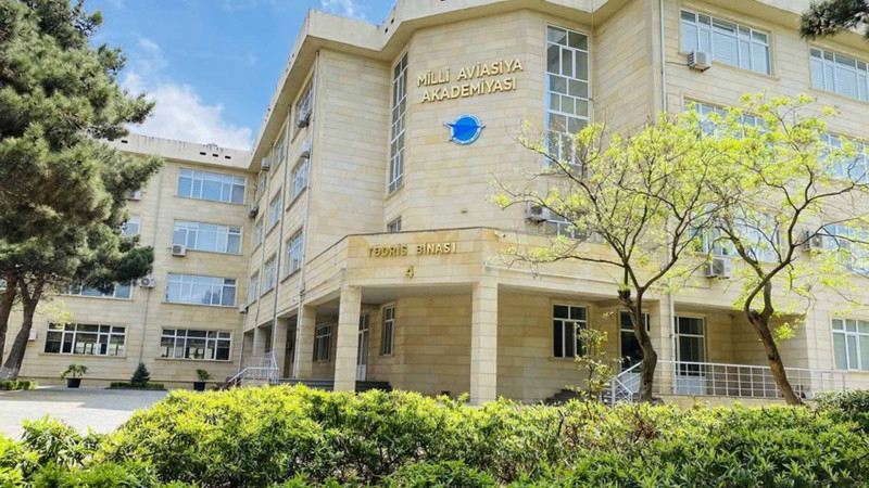 Milli Aviasiya Akademiyasının bir qrup əməkdaşı təltif edilib