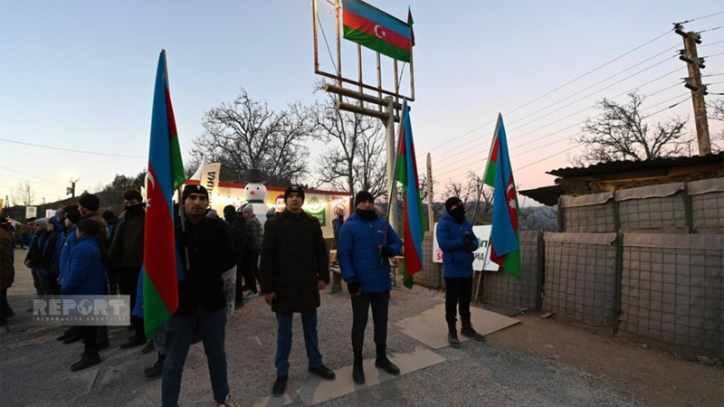 Ekofəallar 24 gündür Qarabağda ekoterrora son qoyulması tələbi ilə aksiya keçirirlər