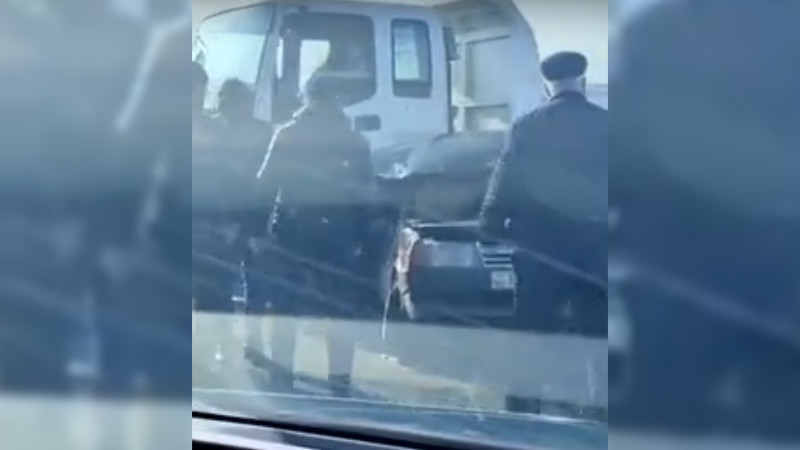Bakıda yük avtomobili “VAZ”la toqquşub