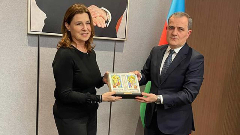 Ceyhun Bayramov İsrail XİN-in siyasi direktoru ilə görüşüb