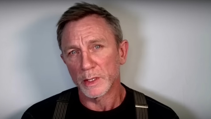 Ceyms Bond iki ölkəyə 101 milyon yardım etdi