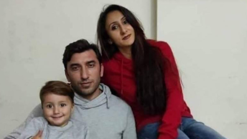 Azərbaycanlı ailə dağıntılar altından ölü olaraq tapılıb - FOTO