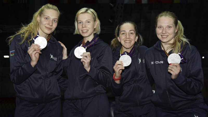 Qadın qılıncoynadanlarımız Dünya Kubokunda gümüş medal qazandılar
