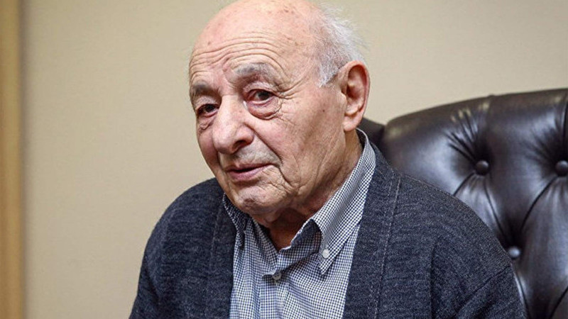 İlham Əliyev Ömər Eldarovu vəzifəsindən azad edib