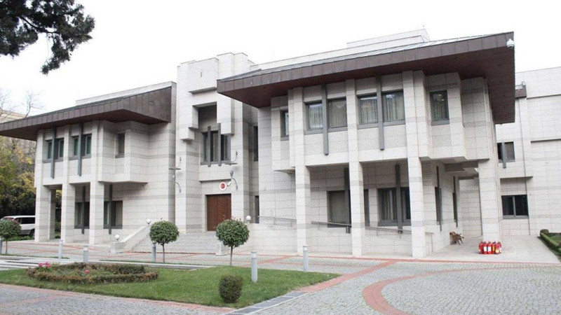 Bakıda Türkiyədə zəlzələdən zərər çəkənlərə yardım toplanılır