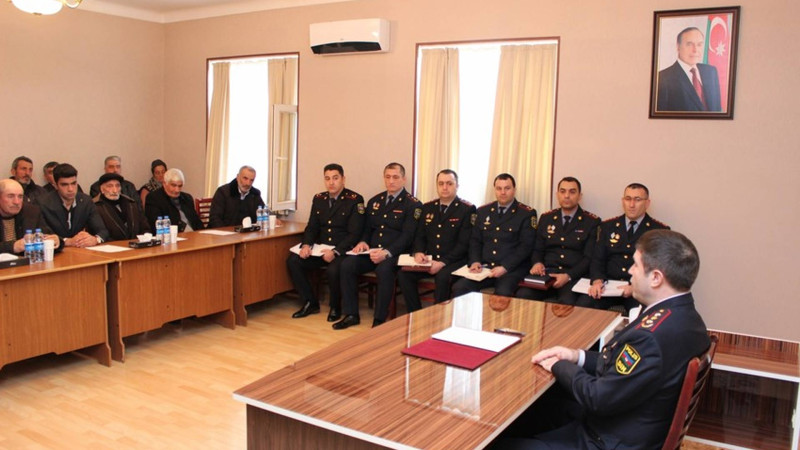 Naxçıvanın daxili işlər naziri sakinlərin müraciətlərini dinləyib