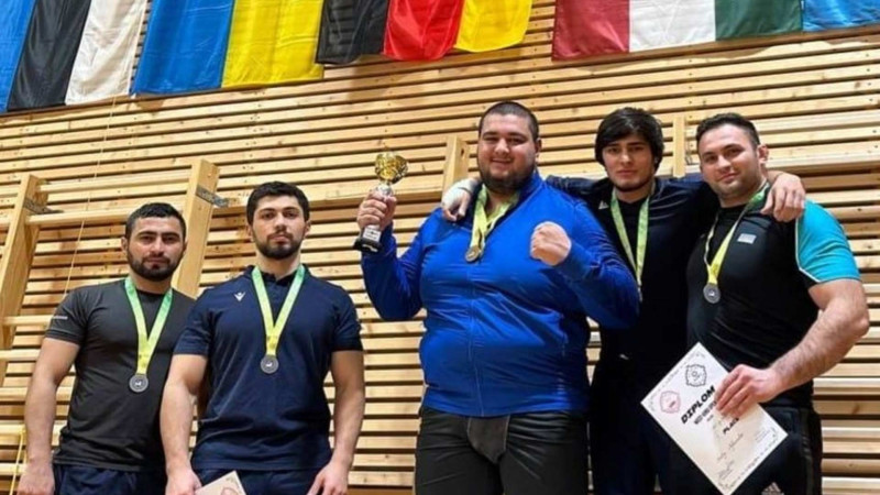 Avropa Kuboku: Azərbaycan sumoçuları 6 medalla 1-ci olublar
