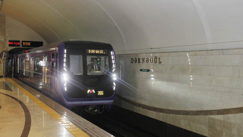 Bakı metrosunda texniki nasazlıq yaranıb