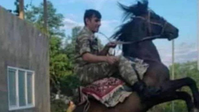 Ordumuzun hərbçisi qar uçqununa düşərək ölüb
