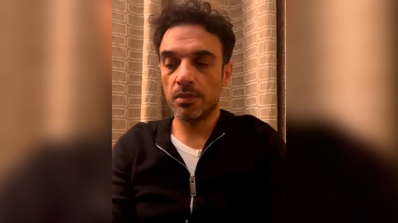 Türkiyəli aktyor Uğur Aslanın ailə üzvləri dağıntılar altında qalıblar