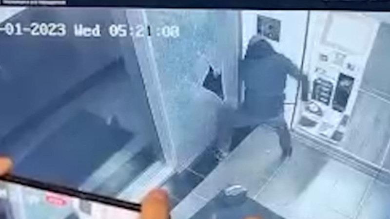 Ödəmə terminalından 29 min manat oğurlayan şəxs saxlanılıb - FOTO